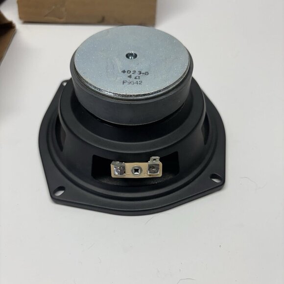 Lot of 4 ELAC Speakers 6.5” & 5.25” 50W 30W 4Ω OEM Replacement New Set Of 4 - Picture 8 of 16